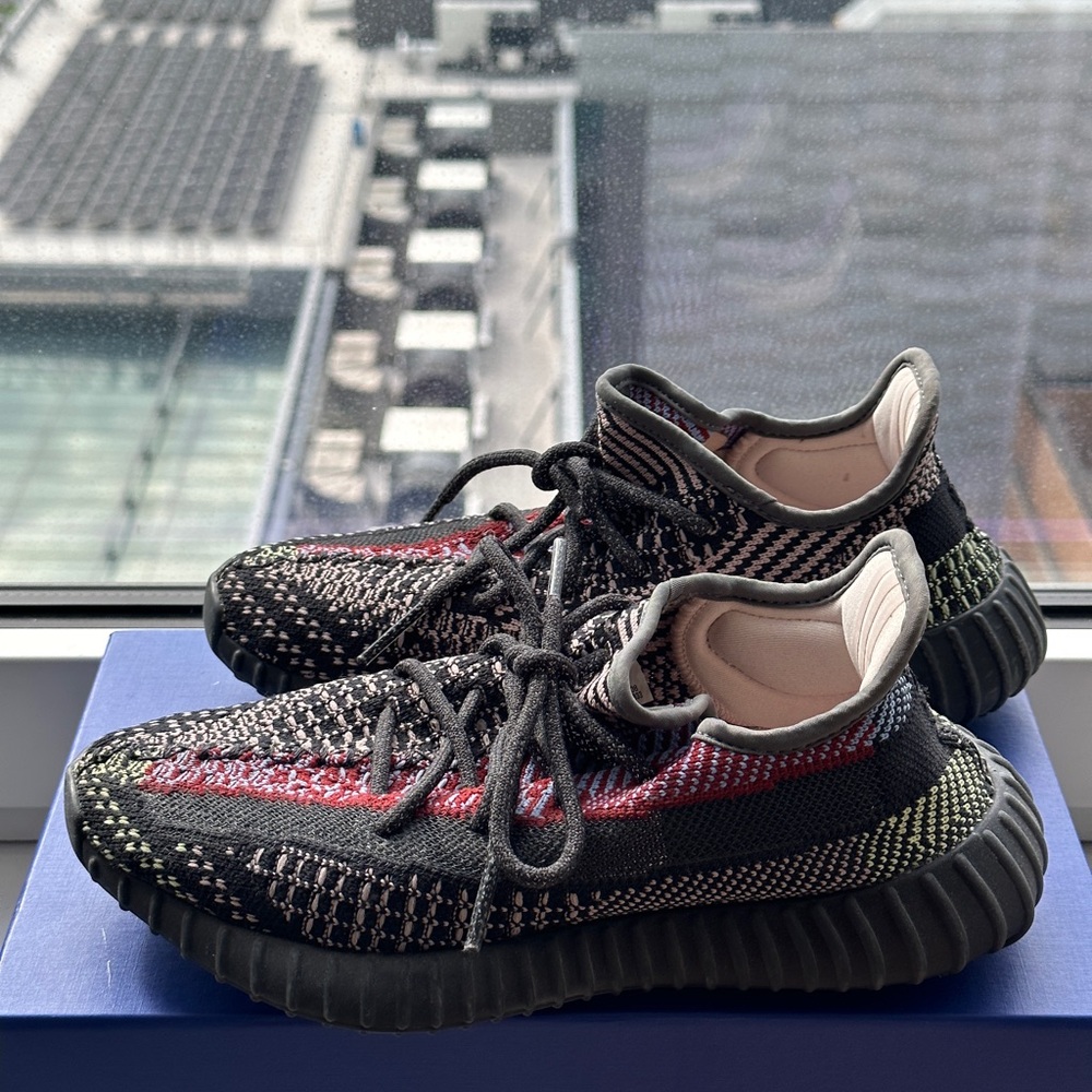Yeezy Boost 350 V2 shoes